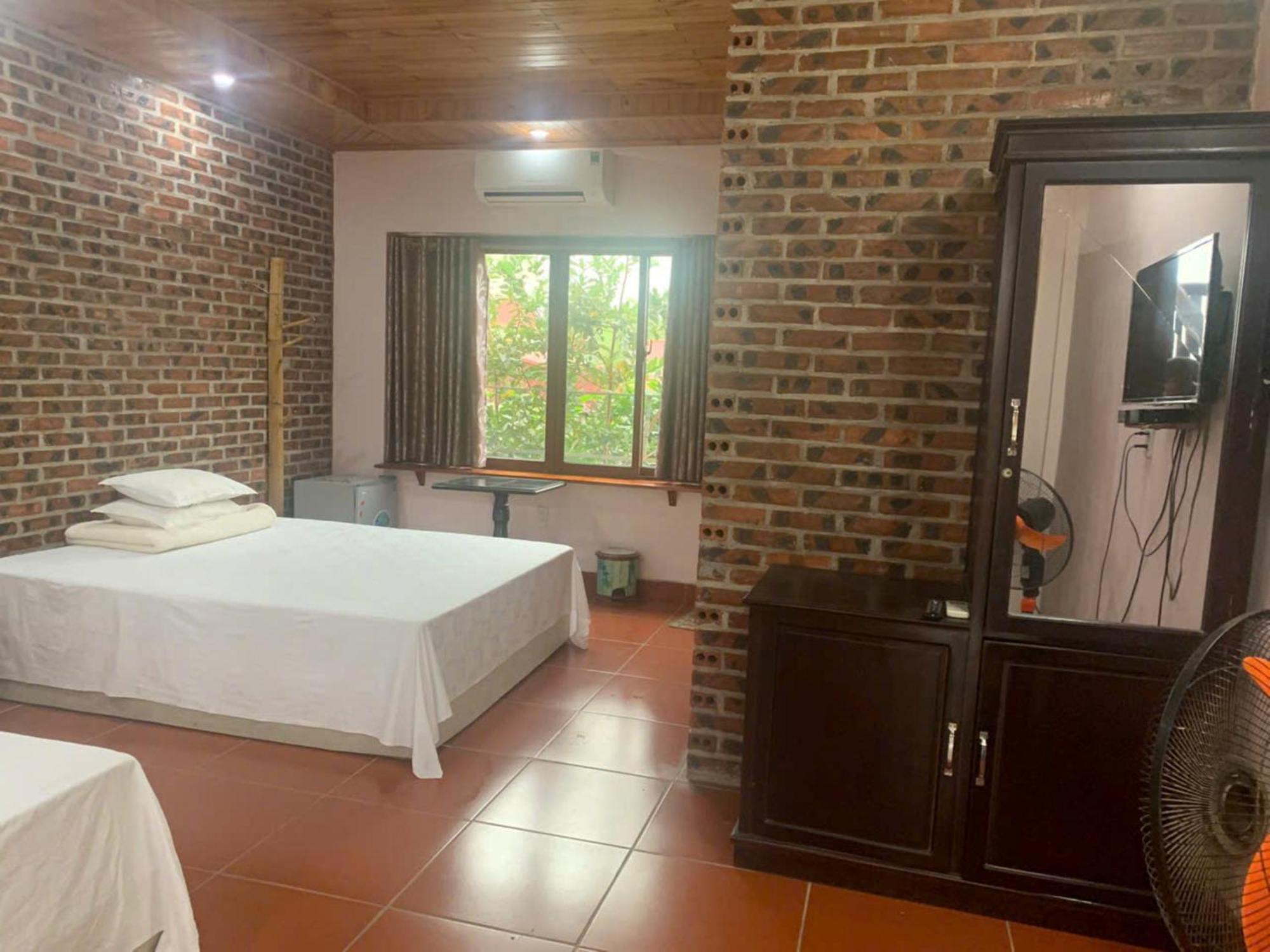 Ho Nui Dinh Hotel Ninh Binh Exterior photo
