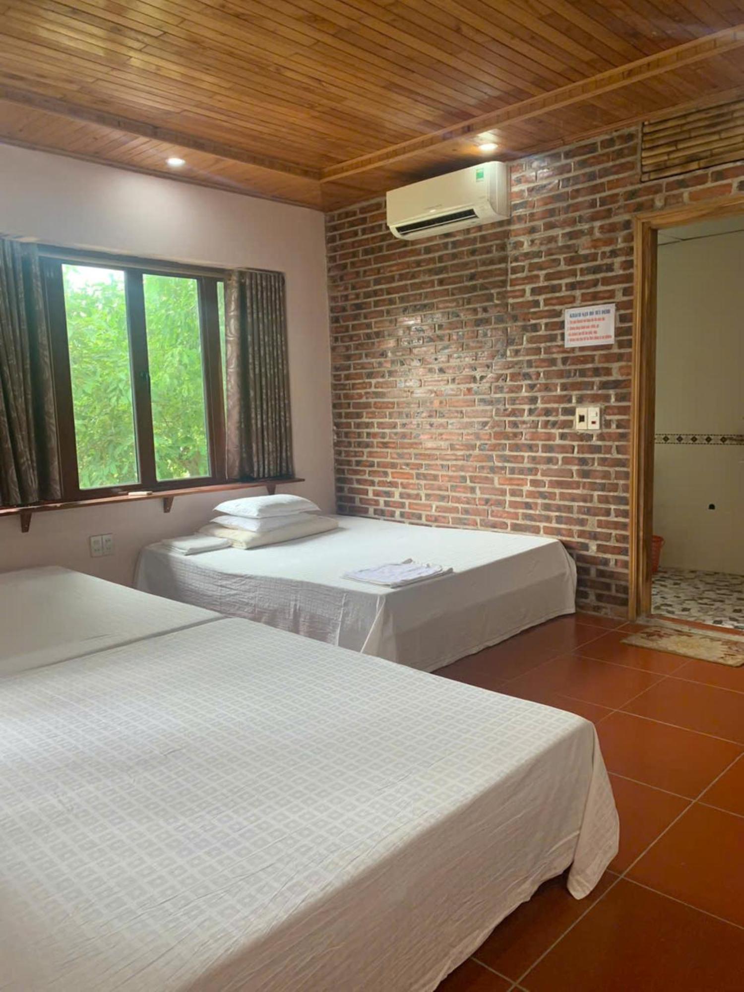 Ho Nui Dinh Hotel Ninh Binh Exterior photo